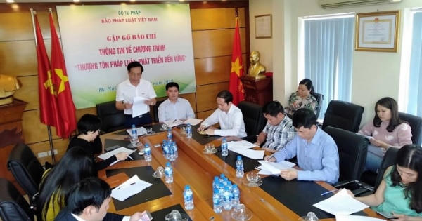 Khởi động Chương trình vinh danh doanh nghiệp, doanh nhân thượng tôn pháp luật năm 2019