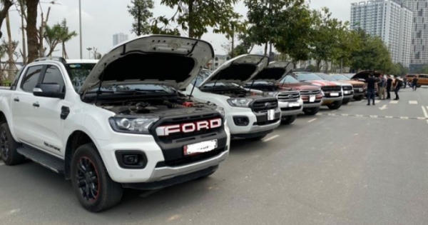 Hàng trăm xe dính lỗi rò rỉ dầu, khách yêu cầu Ford Việt Nam bồi thường
