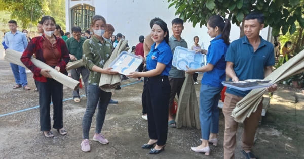 Học sinh miền núi Sơn La rộn ràng ngày tựu trường
