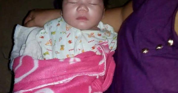 Nghệ An: Người mẹ bỏ lại bé gái 3 tháng tuổi bên đường cùng một lá thư