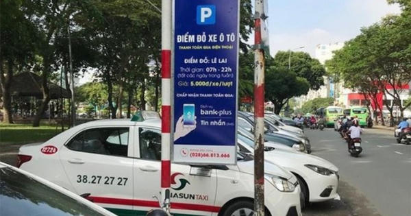 Bất cập thu phí đỗ xe bằng công nghệ