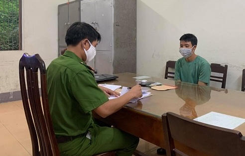 Bắt giữ đối tượng trộm cắp tiền, vàng sau 18h gây án
