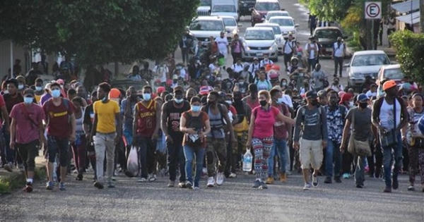 Hình thành đoàn người di cư 6.000 người ở Mexico tìm đường tới Mỹ Hình thành đoàn người di cư 6.000 người ở Mexico tìm đường tới Mỹ