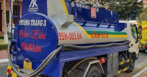 Hậu Giang: Phát hiện 2 xe bồn chở 12.000 lít xăng không rõ nguồn gốc