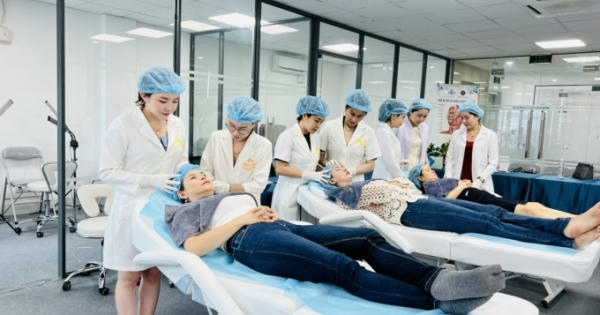CEO Thanh Vân - Nhà sáng lập thương hiệu mỹ phẩm Halora chia sẻ bí quyết xây dựng thương hiệu thành công