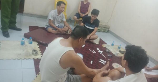 Hà Nội: Bắt giữ 7 đối tượng đang say sưa sát phạt nhau trên chiếu bạc