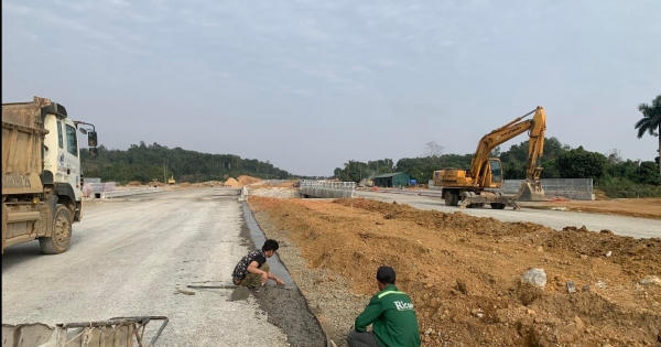 Vì sao Công ty TNHH Đầu tư và Phát triển Xây dựng Thành Hưng có doanh thu “lớn nhanh như thổi”?