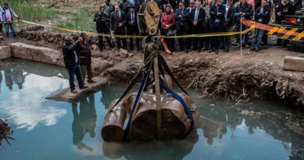 Thân thế của bức tượng Pharaoh 3.000 năm tuổi vừa được khai quật