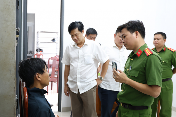 An Giang: Truy bắt nhanh đối tượng đánh đập rồi hiếp dâm bé gái