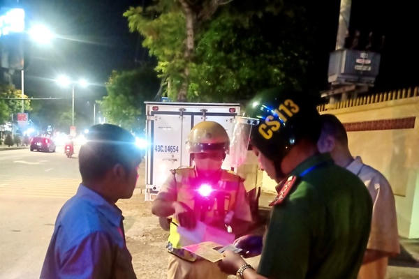 Giấy phép lái xe bị trừ hết điểm, bao nhiêu lâu được thi phục hồi?