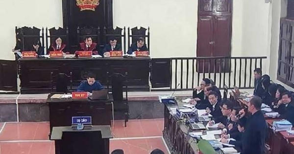 Vụ 9 người tử vong chạy thận ở Hòa Bình: Tòa bác chứng cứ đầu độc, VKS đề nghị xử luật sư