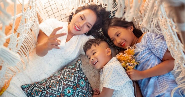 Thái Thùy Linh: “Tôi chưa bao giờ phải “nhốt” con trong nhà lâu như thế” Thái Thùy Linh: “Tôi chưa bao giờ phải “nhốt” con trong nhà lâu như thế”