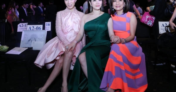 Xa Thi Mạn và nụ cười "đốn tim" triệu fan Việt