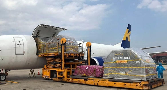 Gần 1,3 triệu liều vắc-xin Covid-19 Pfizer dự kiến về Việt Nam trong tháng 9 Gần 1,3 triệu liều vắc-xin Covid-19 Pfizer dự kiến về Việt Nam trong tháng 9