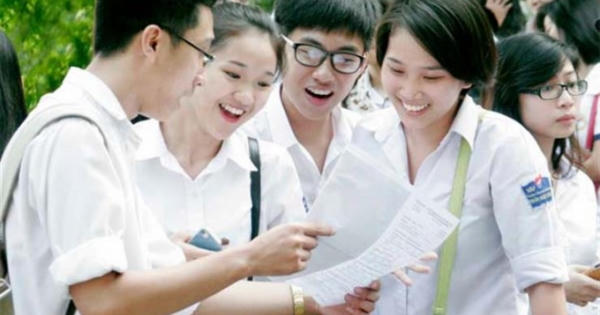 Thi THPT Quốc gia 2017: Hà Nội không còn trường nào 'trắng' môn Lịch sử
