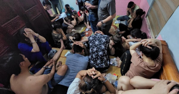 Quảng Ninh: Triệt phá ổ nhóm đánh bạc có 17 đối tượng tham gia Quảng Ninh: Triệt phá ổ nhóm đánh bạc có 17 đối tượng tham gia