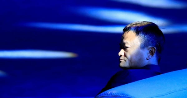 Tỷ phú Jack Ma được phát hiện đang chơi golf sau nhiều tuần vắng bóng Tỷ phú Jack Ma được phát hiện đang chơi golf sau nhiều tuần vắng bóng