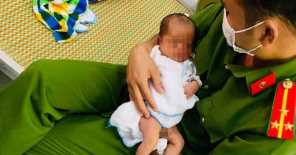Bé trai 10 ngày tuổi bị để lại trong giỏ quần áo kèm lời xin lỗi của người mẹ