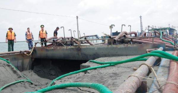 Liên tiếp bắt 02 vụ vận chuyển cát không có hóa đơn chứng từ Liên tiếp bắt 02 vụ vận chuyển cát không có hóa đơn chứng từ