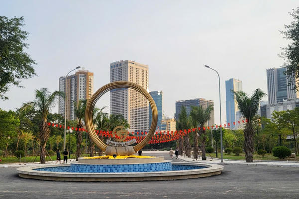 Công viên Cầu Giấy sắp hoàn thành cải tạo, dự kiến mở cửa vào dịp Giải phóng Thủ đô Công viên Cầu Giấy sắp hoàn thành cải tạo, dự kiến mở cửa vào dịp Giải phóng Thủ đô
