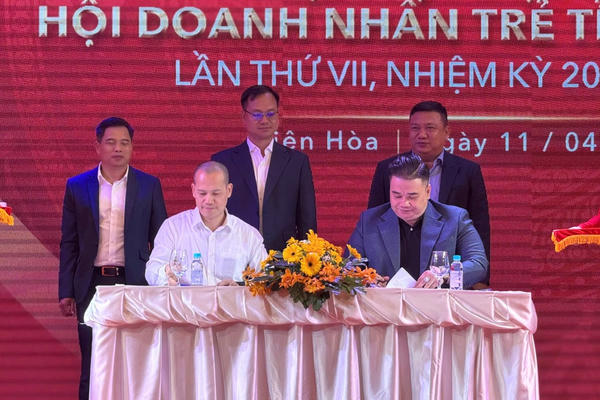 CLB Xúc tiến thương mại và Đầu tư Doanh nghiệp trẻ Việt Nam và Hội Doanh nhân trẻ Đồng Nai ký kết hợp tác phát triển thương mại điện tử