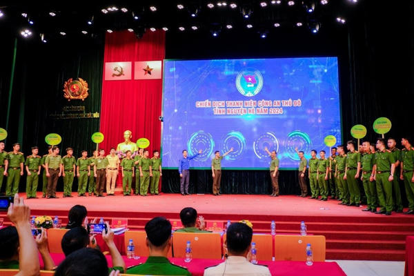 Tuổi trẻ Công an Thủ đô tích cực tăng cường các hoạt động tình nguyện