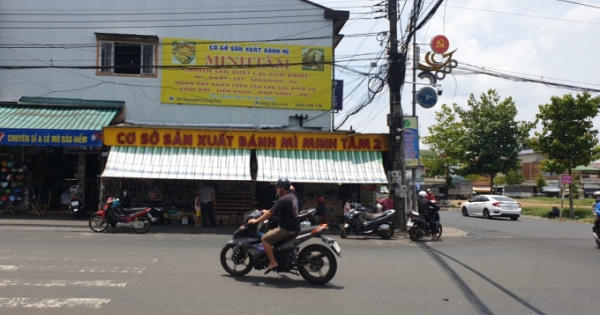 Nhận đặt 600 ổ bánh mỳ qua Zalo, chủ tiệm bị lừa 50 triệu đồng