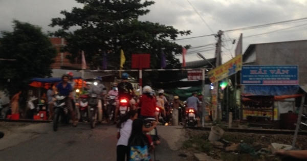 Đồng Nai: Băng qua đường sắt, một người đàn ông bị tàu lửa cán chết