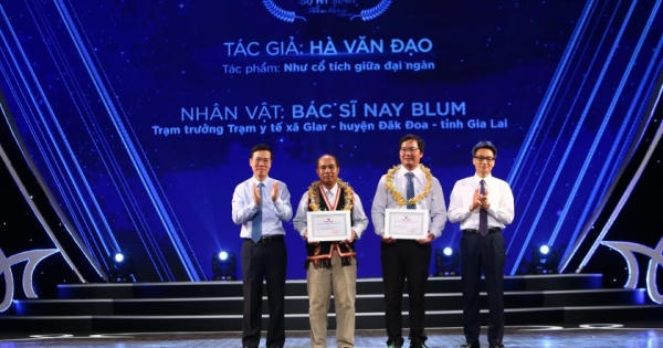 Kỷ niệm 68 năm ngày thầy thuốc Việt Nam: Tỏa ngát những chiến công!