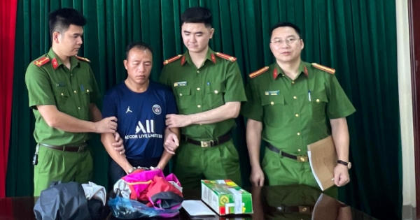 Công an Thái Nguyên bắt đối tượng vận chuyển 1 bánh heroin