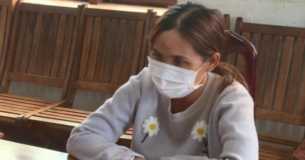 Đắk Lắk: Bắt đối tượng mang con nhỏ đi "đóng kịch" để trộm cắp Đắk Lắk: Bắt đối tượng mang con nhỏ đi "đóng kịch" để trộm cắp