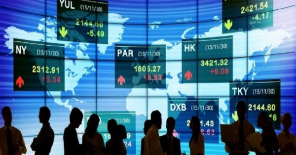 Slide - Điểm tin thị trường: VN-Index lần đầu chốt phiên trên 1.000 điểm sau 5 tháng