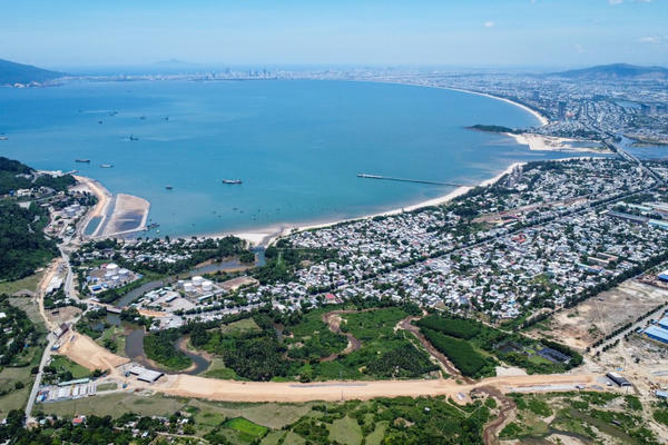 Đà Nẵng sẽ trở thành trung tâm trung chuyển hàng hóa của khu vực và quốc tế