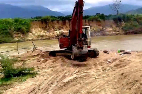 Đắk Lắk: Liên tiếp phát hiện 8 điểm khai thác cát trái phép