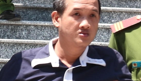 “Đốt đời” vì dục vọng thấp