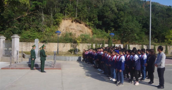 Cao Bằng: Giới thiệu Văn kiện pháp lý Biên giới đất liền Việt - Trung cho giáo viên và học sinh trên địa bàn