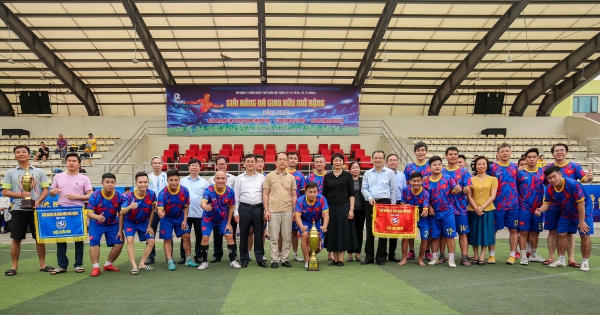 Những hình ảnh ấn tượng tại Giải đấu bóng đá giao hữu năm 2023