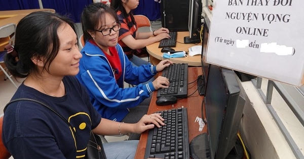 Bộ GD&ĐT sẽ điều chỉnh lịch xét tuyển Đại học, Cao đẳng Bộ GD&ĐT sẽ điều chỉnh lịch xét tuyển Đại học, Cao đẳng