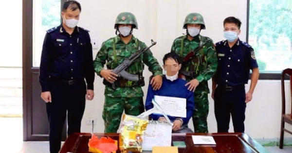 Hà Tĩnh: Bắt giữ đối tượng vận chuyển 1kg ma túy