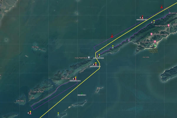 Sau loạt bài của Báo Pháp luật Việt Nam, UBND tỉnh Quảng Ninh chỉ đạo việc luồng quốc gia bị bè hàu chắn lối