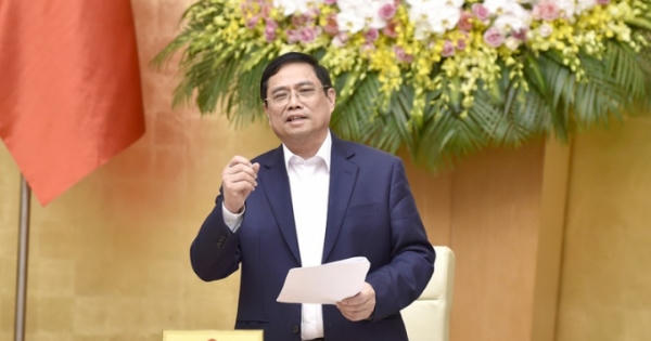 Mạnh mẽ phân cấp, phân quyền gắn với kiểm soát quyền lực