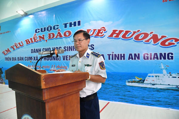 Lan toả tình yêu biển đảo quê hương đến với các em học sinh phường Rạch Giá, tỉnh An Giang Lan toả tình yêu biển đảo quê hương đến với các em học sinh phường Rạch Giá, tỉnh An Giang