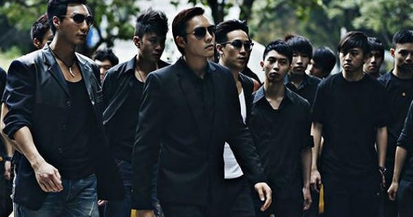 'Gái giang hồ' khiến 'ông trùm' đất mỏ từ bỏ 'mộng bá vương' (kỳ 2) 'Gái giang hồ' khiến 'ông trùm' đất mỏ từ bỏ 'mộng bá vương' (kỳ 2)