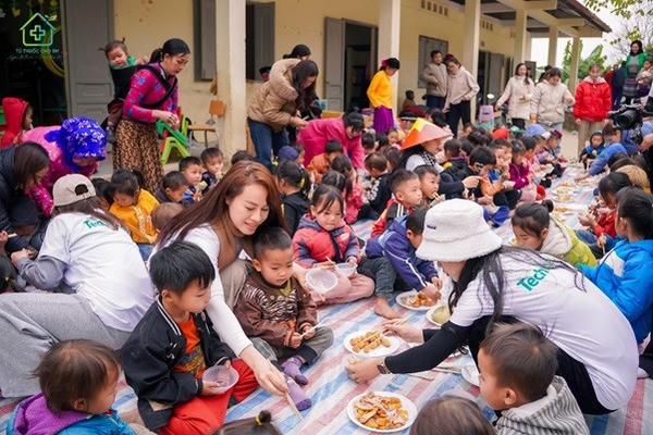 "Tết Tròn" đến Yên Minh – Tròn sức khỏe, trọn yêu thương