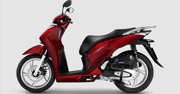 Honda "toan tính" gì với con bài tẩy Honda SH?