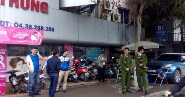 Hà Nội: Bị "mời" về đồn công an vì chụp ảnh Phòng khám 59 Khương Trung