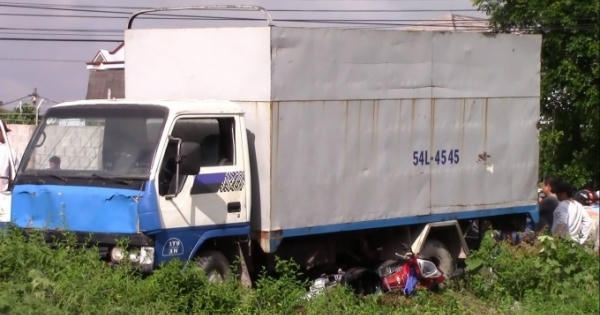 Bình Dương: Chưa có bằng lái xe, gây tai nạn liên hoàn khiến 3 người nguy kịch