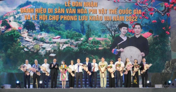 Khai mạc phiên chợ tình ca trên Cao nguyên đá Đồng Văn