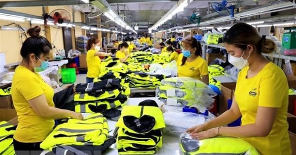 Bộ Tài chính ban hành quyết định hỗ trợ pháp lý cho doanh nghiệp