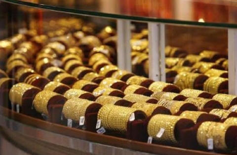 Giá vàng cuối ngày 24/8: Vàng SJC bám sát giá vàng thế giới